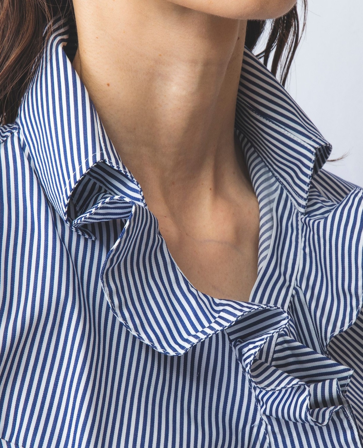 NARACAMICIE】ロンドンストライプ衿付きフリルシャツ(1(M)9号 ネイビー